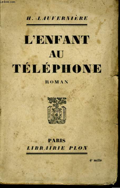 L'ENFANT AU TELEPHONE