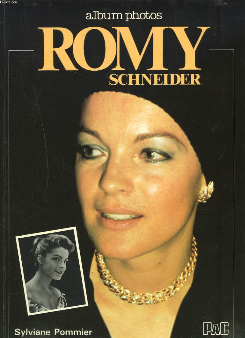 ROMY SCHNEIDER. ALBUM PHOTOS.