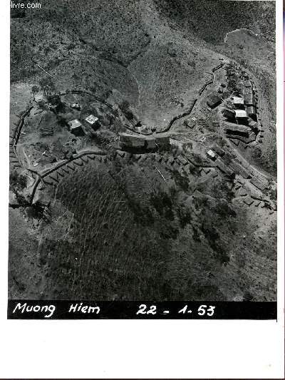 PHOTO AERIENNE (dimension 24 X 18 cm) - MUONG HIEM - LE 22.01.1953.