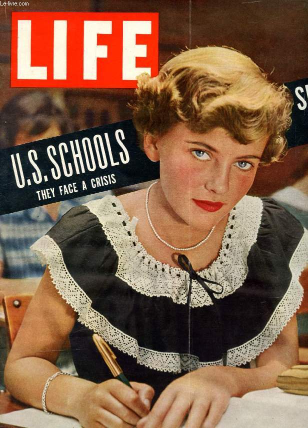 LIFE, INTERNATIONAL EDITION, VOL. 9, N 9, OCT. 1950 (Contents: THE WORLD'S EVENTS. SEOUL AND VICTORY. SPECIAL ISSUE-U.S. SCHOOLS. CARTOONS PROVIDE TEST OF YOUR EDUCATION. THE TEACHER CARRIES ON. U.S. IS BUILDING SOME FINE NEW SCHOOLS...)