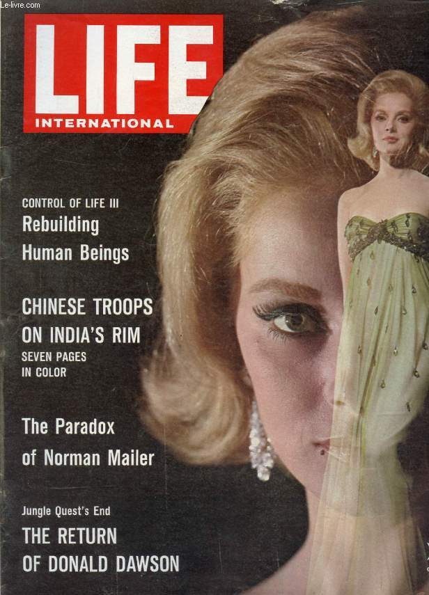 LIFE, INTERNATIONAL EDITION, VOL. 39, N 8, OCT. 1965 (Contents: Cover. VIRNA LISI. Letters. THE CURSED GUN, THE KENNEDYS. The Scene. BRAZIL: The Mau Mau bees are taking over. By David St. Clair. China-lndia Conflict. CONFRONTATION ON THE ROCKY RIM OF...)
